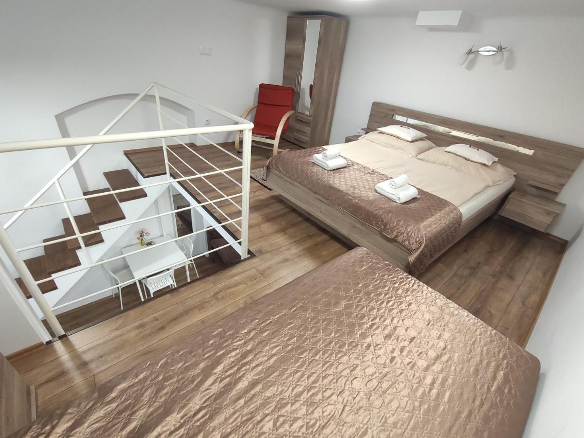 Kossuth Garden Appartement Debrecen Buitenkant foto