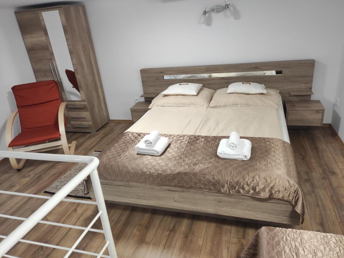 Kossuth Garden Appartement Debrecen Buitenkant foto